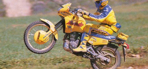 Si el Dakar ya era el infierno, la Camel Marathon Bike jugaba en otra liga. La auténtica aventura trail con motos por tirolinas