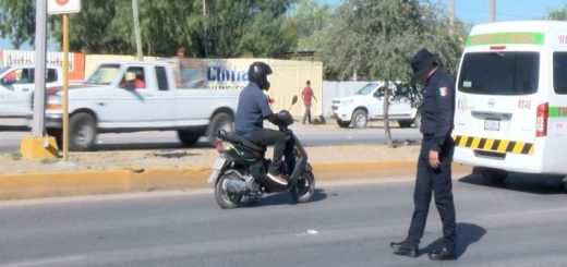 Asegura delegado que es obligatorio revisar motos aseguradas en operativos si no tienen reporte de robo - rancherita.com.mx