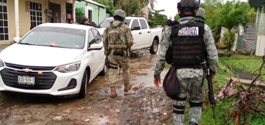 ¡ASEGURAN TALLER Y DESHUESADERO DE MOTOS ROBADAS EN COATZA! - NOTIVER