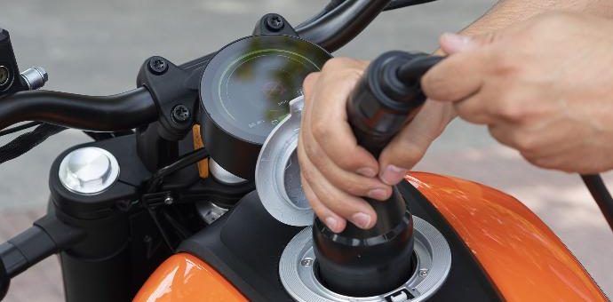 Batería 24M: 1.600 km de autonomía en motos eléctricas