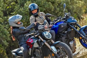 Comparativa Yamaha MT-07 Y-AMT vs Honda CB650R E-Clutch