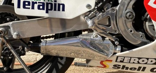 Esta Honda RS500R que salvó la categoría de 500 en los ’80 puede ser tuya