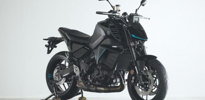 La Yamaha Proto BEV parece una R9, pero es un prototipo que redefine el concepto de superbike eléctrica