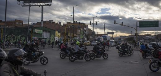Las motos se multiplican en Latinoamérica: estos países lideran la disparada de las ventas - bloomberglinea.com