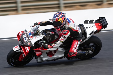 Marco Bezzecchi y Aprilia arrasan en la Sprint mientras Pecco Bagnaia y Ducati tocan fondo en Australia