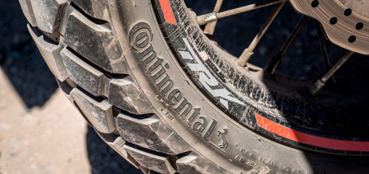 Neumático de tacos o mixto: cómo elegir según tu aventura