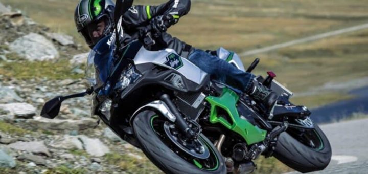 Todas las motos automáticas para el carnet A2 que puedes comprar en 2025