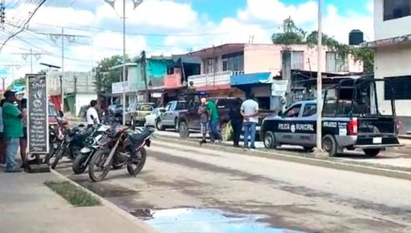 ¡ASESINAN A MECÁNICO EN TALLER DE MOTOS! - NOTIVER
