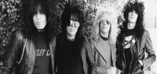 ¿Cuándo se fundó la banda Mötley Crüe?