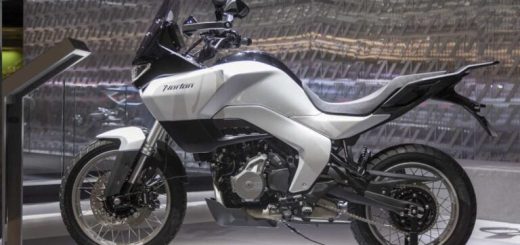 Esta moto trail marca el regreso de la empresa británica mas mítica: dos versiones y fabricación india