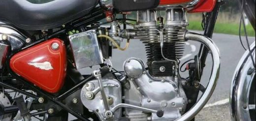 Hace 55 años las motos tenían el cambio a la derecha, pero los japoneses decidieron que era hora de poner orden