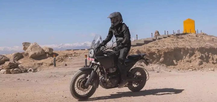 La trail india con dos cilindros que todos esperan llegará por fin el año que viene