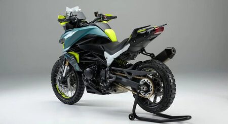 Las trail chinas quieren reventar el mercado. Lo nuevo de Benelli viene con 95 CV, aroma italiano y un precio que parece broma