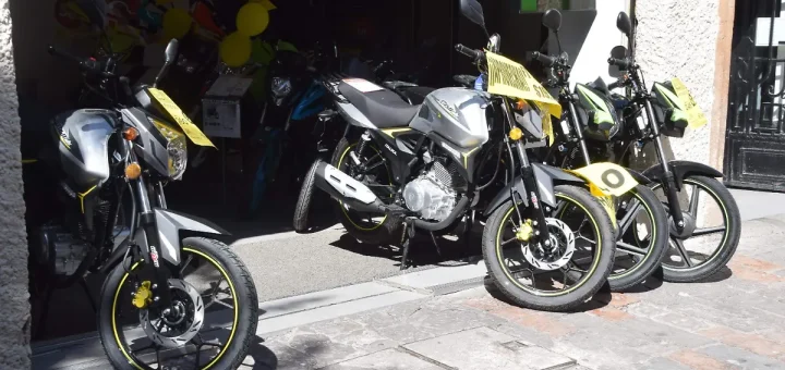 Leoneses aprovechan descuentos del Buen Fin para comprar motos - El Sol de México