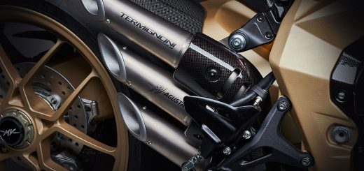 MV Agusta lanza una naked casi de carreras de la que solo fabricará 300 unidades