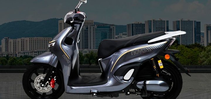 VEEX electrifica el futuro: innovación y estilo en Expo Moto CDMX 2025