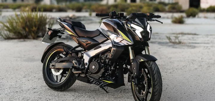 Bajaj Pulsar NS400Z: el asalto indio al trono de las naked medias