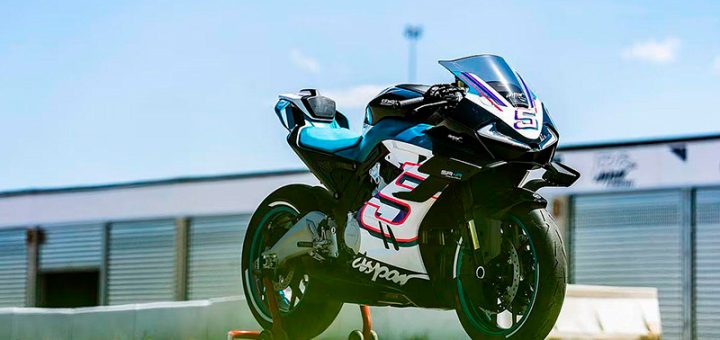 CFMoto 675SR-R: el salto definitivo de la marca al terreno supersport