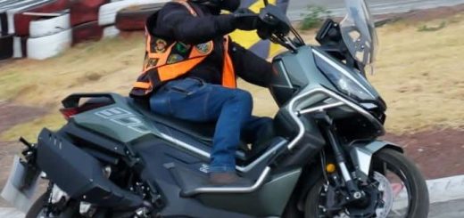 Disfrutan de las motos de Letbe y Zontes en un Track Day en Teotihuacán