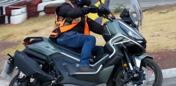 Disfrutan de las motos de Letbe y Zontes en un Track Day en Teotihuacán