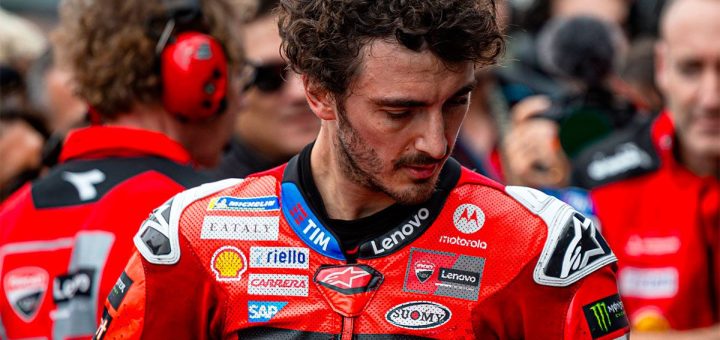"Le ha pasado por escuchar demasiado al grupo de Rossi", Simoncelli señala el problema de Bagnaia