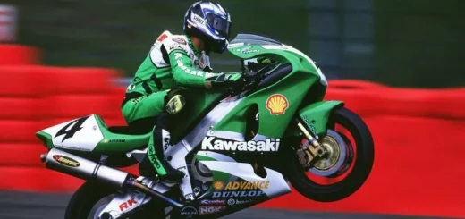 Moto del día: Kawasaki ZX-7RR (Superbikes)