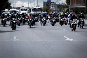 Pico y placa para motos ya está en vigencia en 20 municipios: horarios, zonas y multas - Infobae