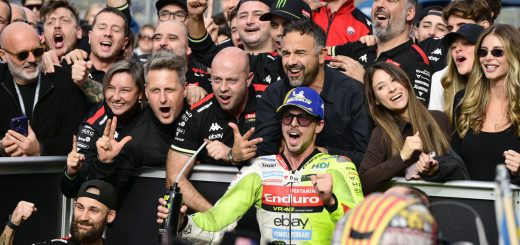 Valentino Rossi’s MotoGP team “has to fight for something that matters”