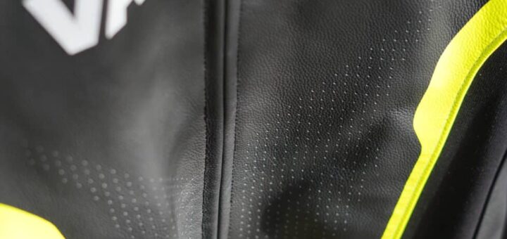 Consejos para escoger un mono de cuero para moto