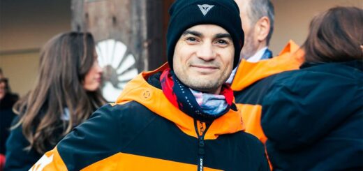 Dani Pedrosa, la compra de Bajaj y el futuro de Acosta: "Hay que aprovecharlo ya"