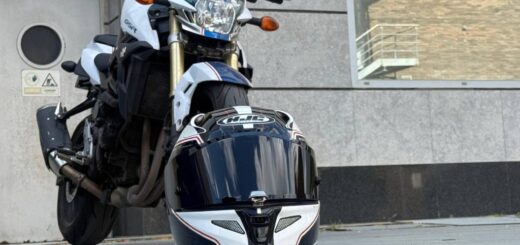 El enigma del paño amarillo en las motos: la señal secreta que todo conductor debería conocer - Motor EL PAÍS