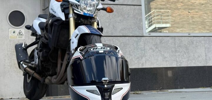 El enigma del paño amarillo en las motos: la señal secreta que todo conductor debería conocer - Motor EL PAÍS