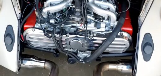Este chalado le ha metido un corazón de Honda Gold Wing a un VW Escarabajo
