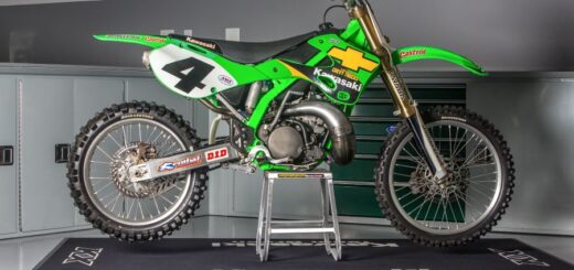 Kawasaki celebra 25 años del título de Ricky Carmichael