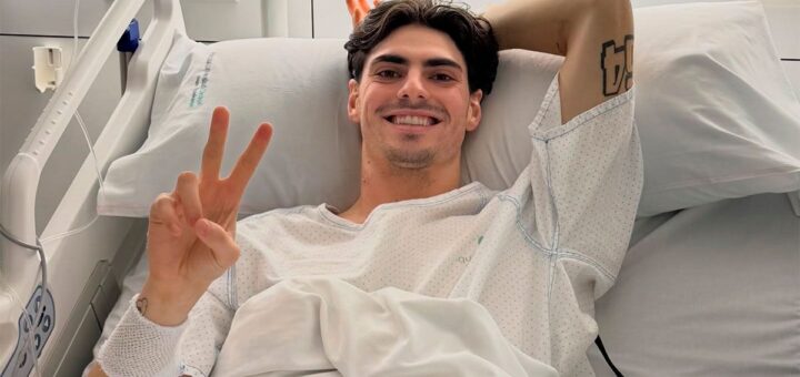 La foto de Fermín Aldeguer en el hospital que tranquiliza a todo MotoGP tras su grave caída