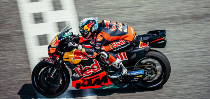 Acosta calma el fuego sobre su fichaje por Ducati: "Sin resultados no se llega a ninguna parte"