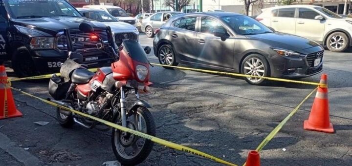 Arrestan a dos en motos robadas - El Norte