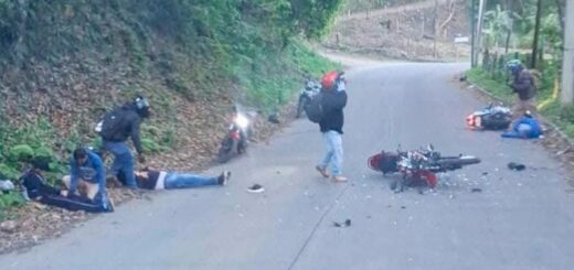 ¡ENCONTRONAZO DE MOTOS DEJÓ UNA PERSONA MUERTA! - NOTIVER