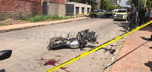 Encontronazo de motos salda con dos malheridos - Cuarto Poder Chiapas