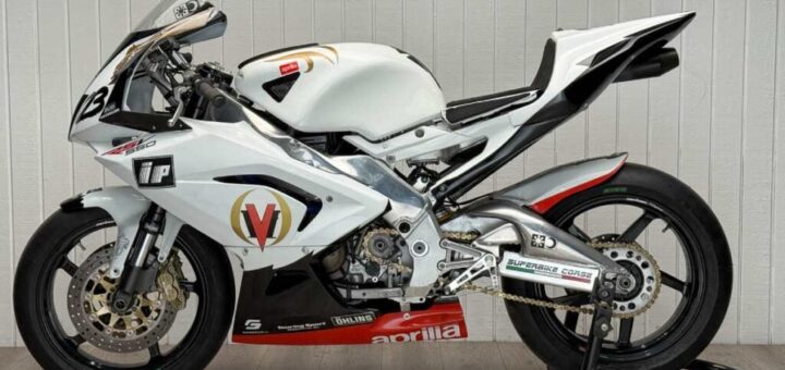 Esta mítica deportiva de Aprilia es distinta a todo: ¿qué la hace una moto única