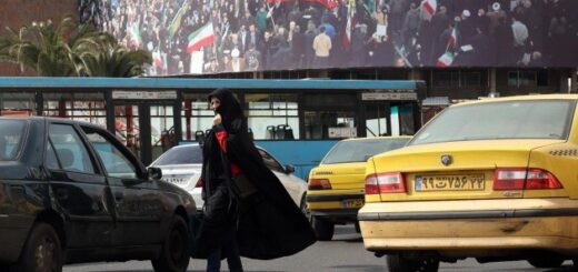 Gobierno de Irán aprueba que las mujeres puedan conducir motos - El Informador