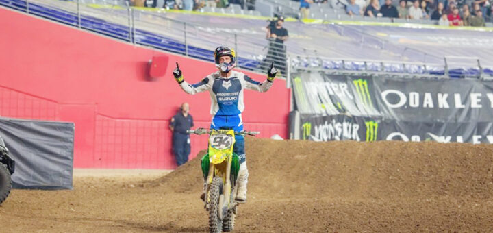 Ken Roczen conquista el State Farm Stadium y Hunter Lawrence toma el liderato del AMA Supercorss 2026