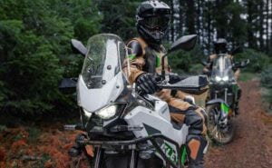 Los puntos más fuertes de Kawasaki KLE500: precio, equipamiento y cuándo llega