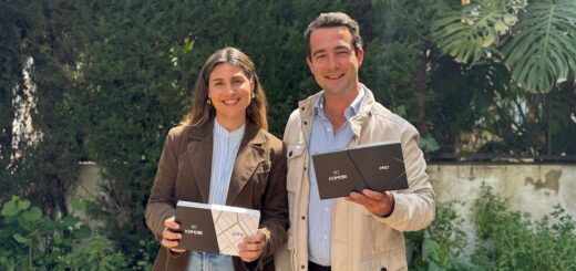 Un accidente mortal de un amigo llevó a un emprendedor sevillano a desarrollar un dispositivo que avisa al 112 si te caes de la moto - EL PAÍS