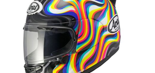 Aldo Drudi vuelve a las andadas: estos son los diseños más espectaculares del nuevo Arai Quantic