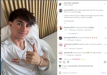 Así fue el terrible accidente de David Alonso en el primer GP de Moto2 en 2026: impactó contra dos motos y fue retirado en camilla - Infobae