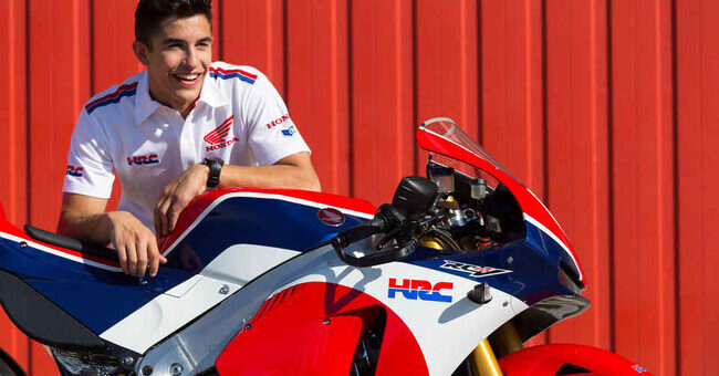 Hace 14 años, a alguien en Japón se le ocurrió hacer 200 copias de una MotoGP para calle. Fue la Honda... - Motorpasión Moto