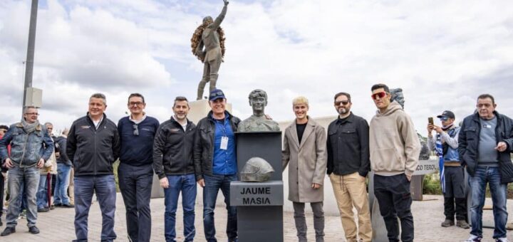 Jaume Masià homenajeado en el circuito Ricardo Tormo con motivo del Racing Legends 2026