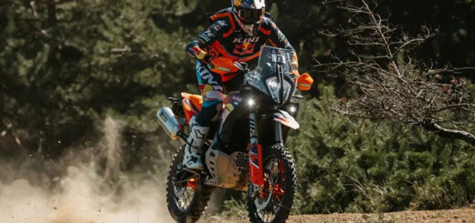 KTM 890 Adventure R Rally 2026: espíritu Dakar en estado puro