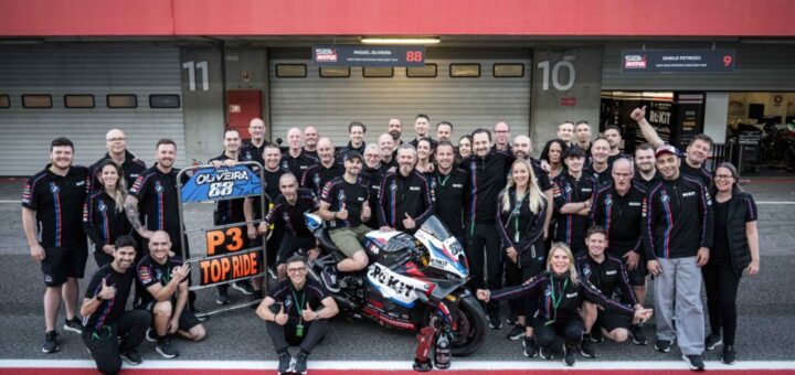 Oliveira enciende Portimão: triplete histórico con la BMW M 1000 RR